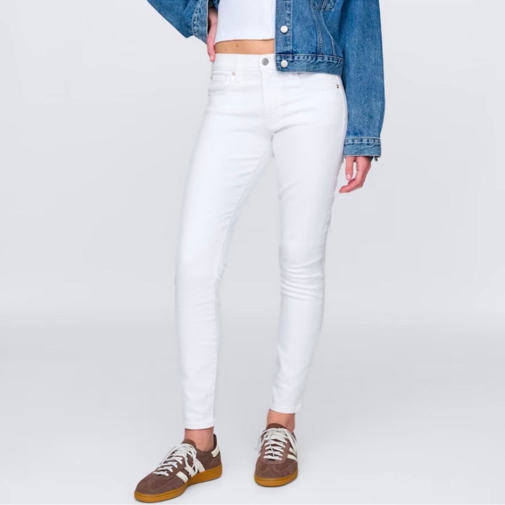 GAP White Skinny Jeans Roll Up Classic Style